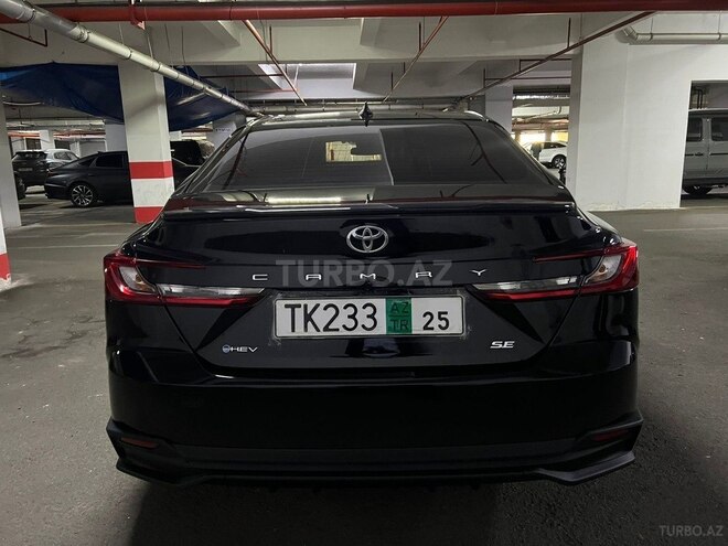 Toyota Camry-4