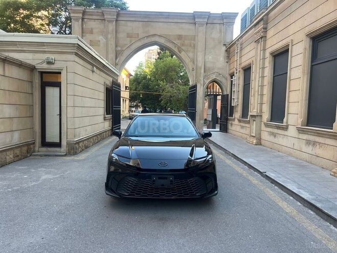 Toyota Camry-1