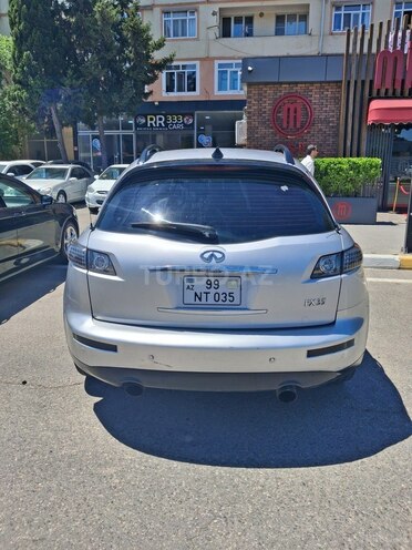 Infiniti FX35-2