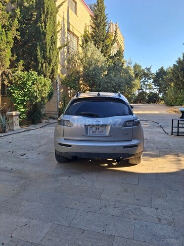 Infiniti FX35-8