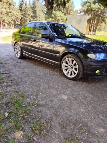 BMW 318-2