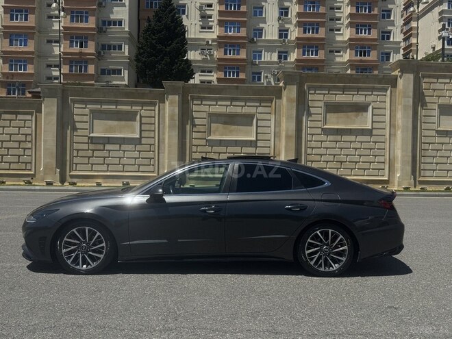 Hyundai Sonata-5