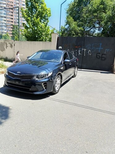 Kia K5-3