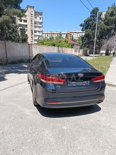 Kia K5-12