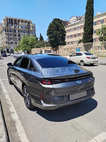 Changan Qiyuan A05-4
