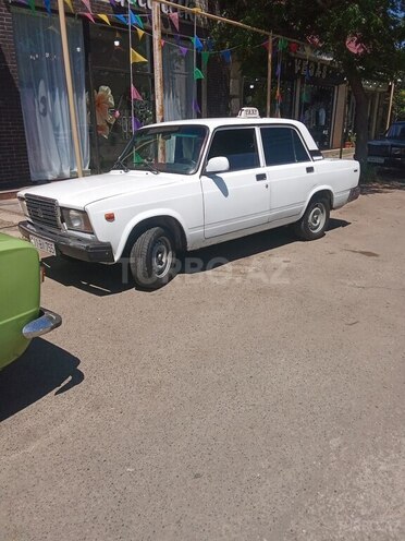 LADA (VAZ) 2107-4