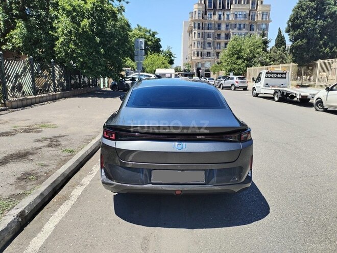 Changan Qiyuan A05-3