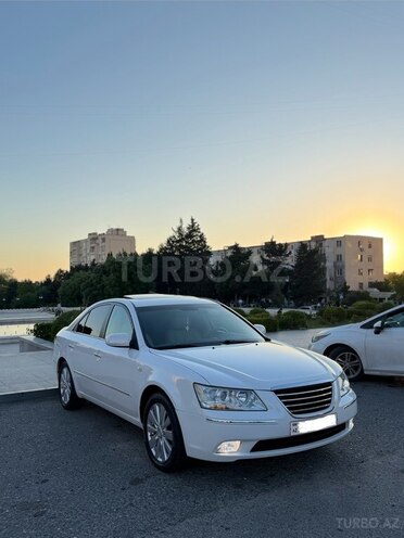 Hyundai Sonata-2