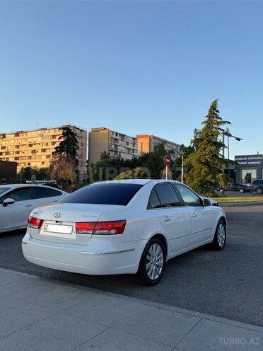 Hyundai Sonata-9