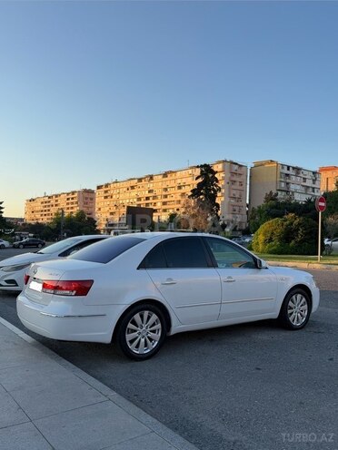 Hyundai Sonata-10