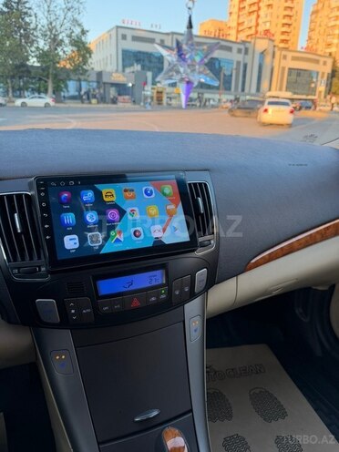 Hyundai Sonata-14