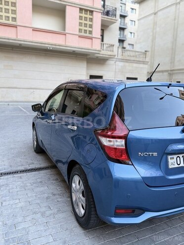 Nissan Note-7