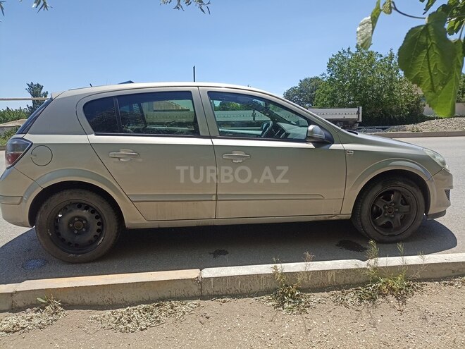 Opel Astra-8