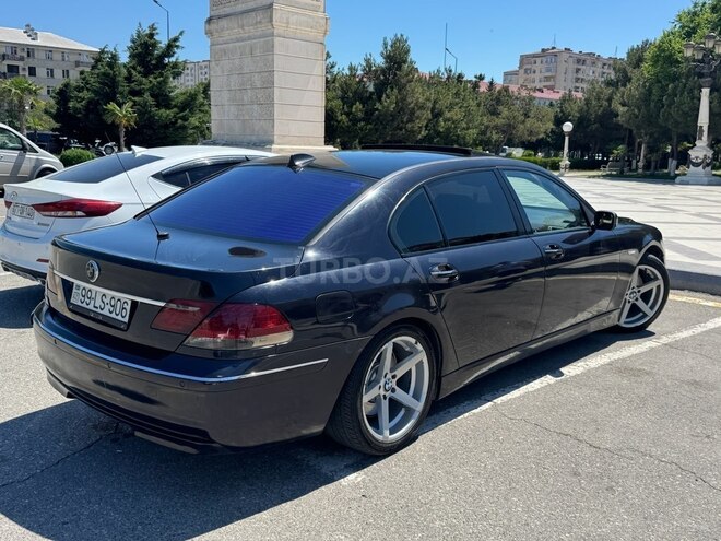 BMW 745-4