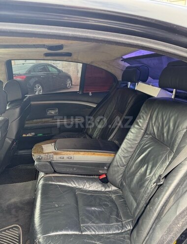 BMW 745-9