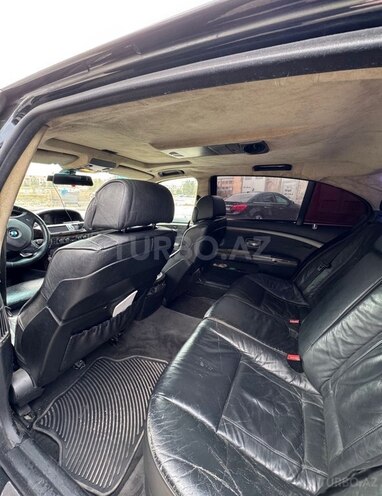BMW 745-8