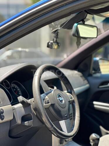 Opel Astra-12