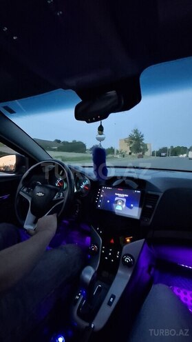 Chevrolet Cruze-9