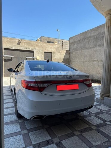 Hyundai Grandeur-7