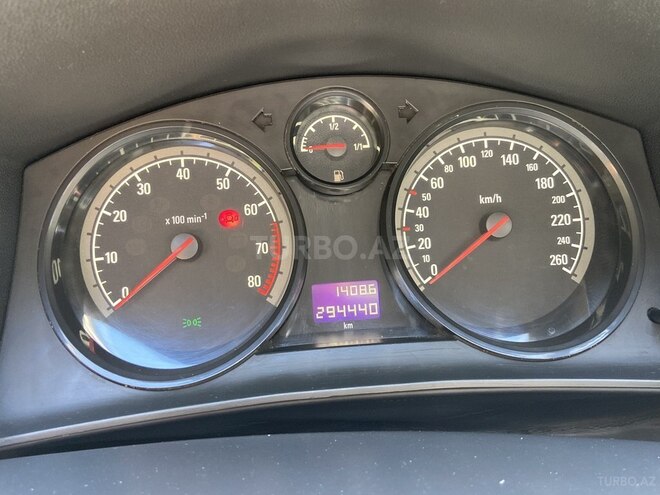 Opel Astra-13
