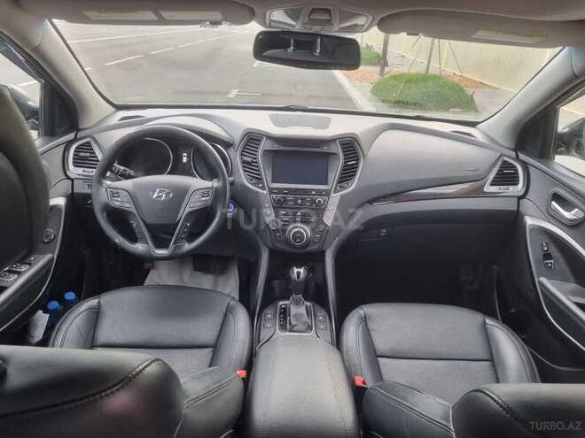 Hyundai Santa Fe-10