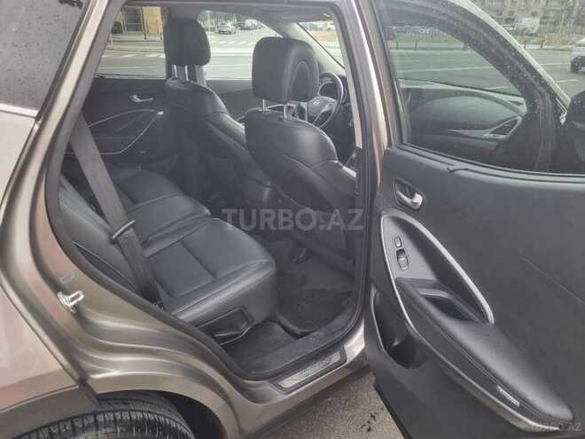 Hyundai Santa Fe-8