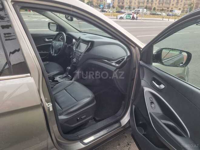 Hyundai Santa Fe-11