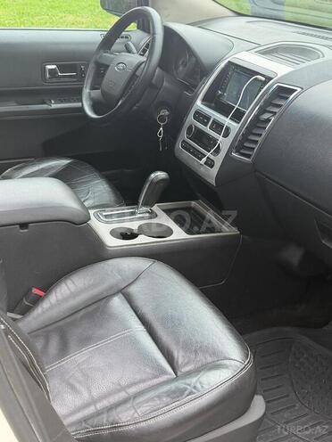 Ford Edge-16