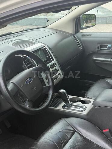 Ford Edge-18