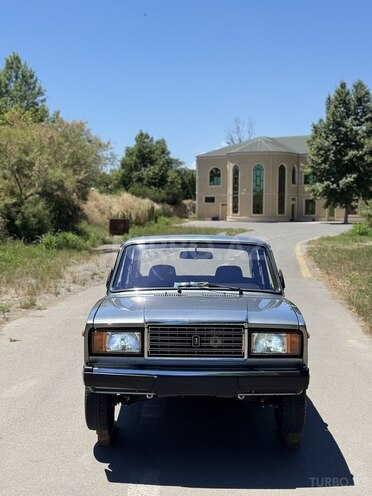 LADA (VAZ) 2107-1