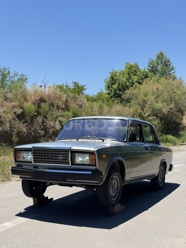 LADA (VAZ) 2107-2