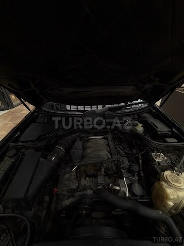Mercedes E 280-5
