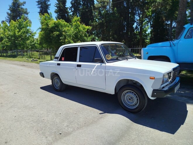 LADA (VAZ) 2107-11