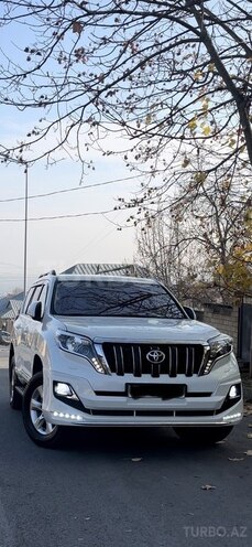 Toyota Land Cruiser Prado-3