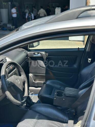 Opel Astra-7