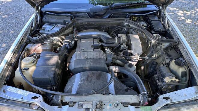 Mercedes E 220-7