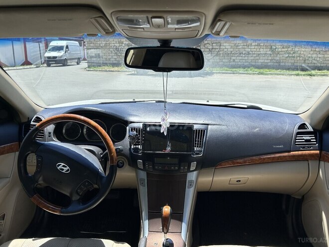 Hyundai Sonata-3