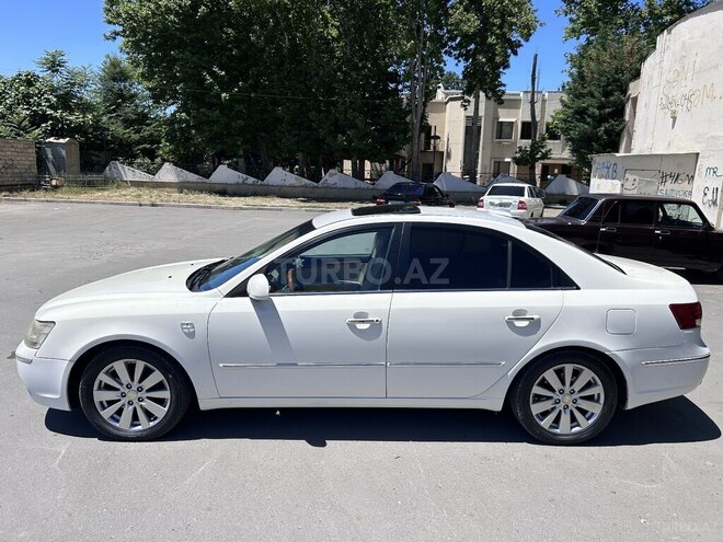 Hyundai Sonata-13
