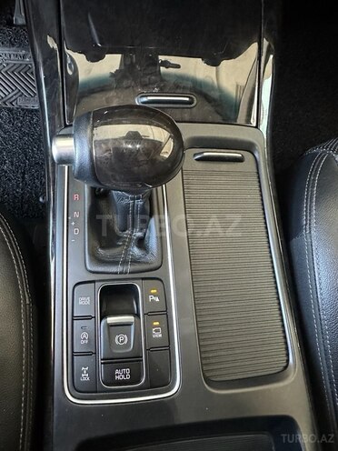 Kia Sorento-11