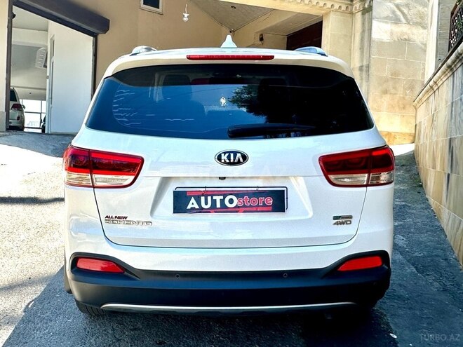 Kia Sorento-4