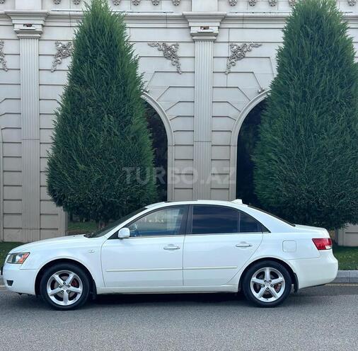 Hyundai Sonata-3