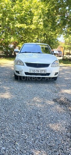 LADA (VAZ) Priora-1