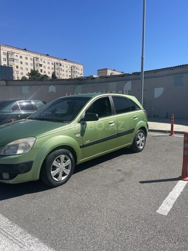 Kia Rio-2