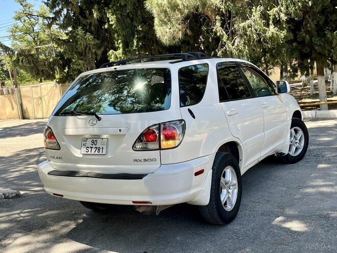 Lexus RX 300-7