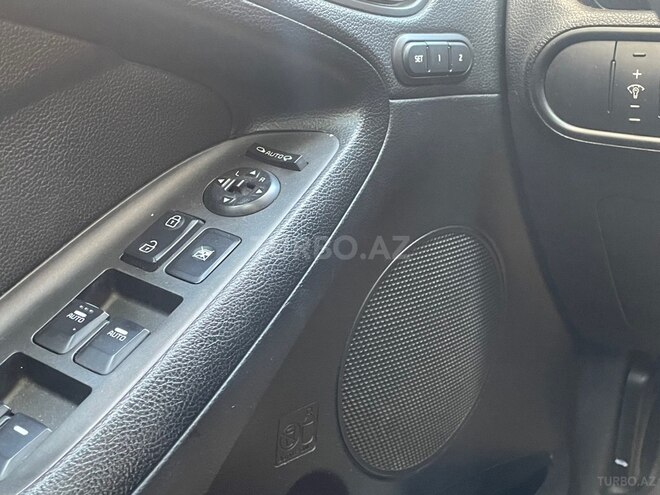 Kia Cerato-6