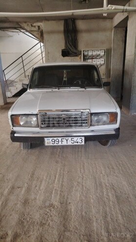 LADA (VAZ) 2107-1