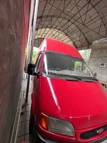 Ford Transit-2
