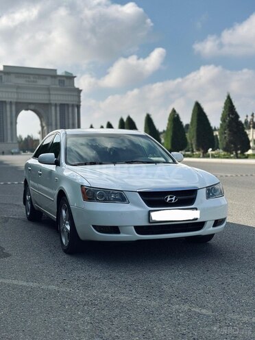 Hyundai Sonata-19