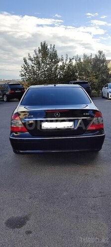 Mercedes E 220-6