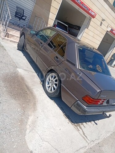 Mercedes 190-3